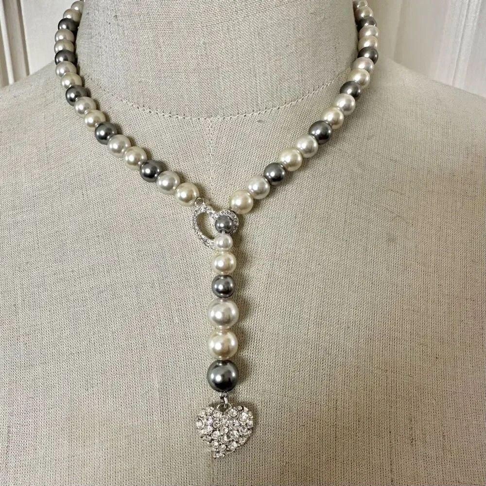 Avon Grey  faux Pearl Rhinestone Crystal Heart Love Drop Y Lariat Necklace